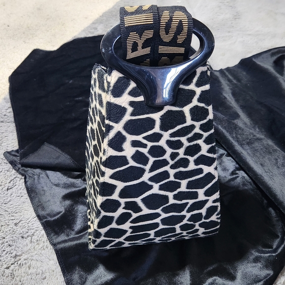 Comeco Handbags - Unique Vintage Giraffe faux fur print structured fashion bookbag purse.